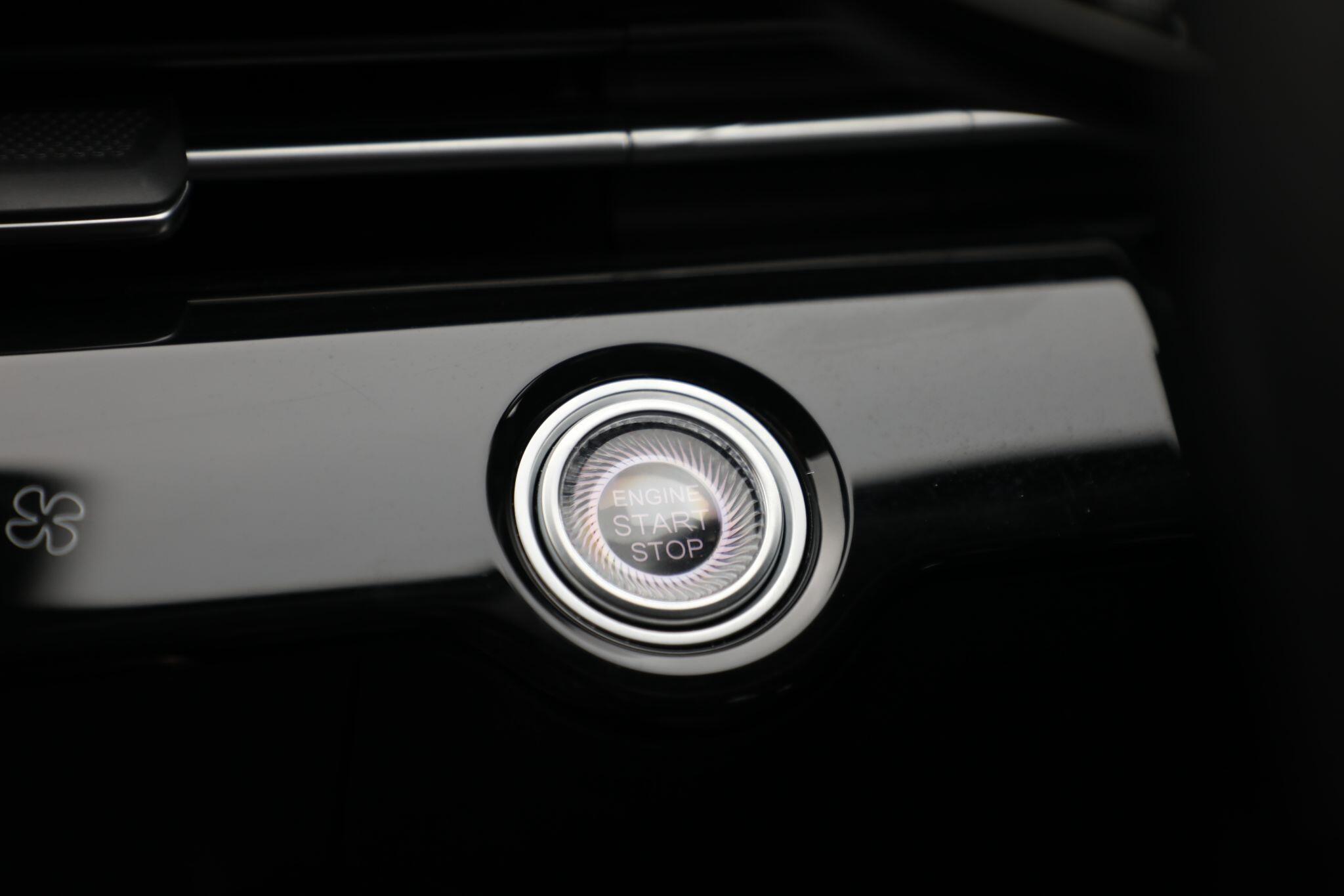 Large vehicle image